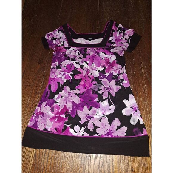 Small Maurices Purple Black Short Sleeve Square Neck Floral Pullover Shirt Top - Picture 1 of 2